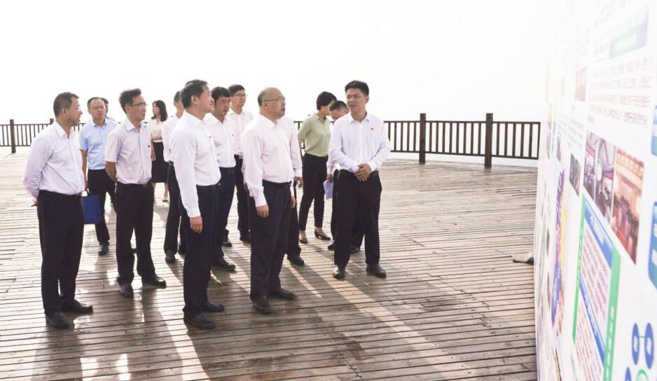 省委常委、组织部长王正谱到四川尊龙凯时集团调研指导工作