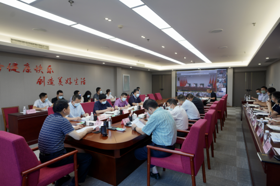 四川尊龙凯时集团召开疫情防控工作领导小组2022年第3次会议 集团党委书记、董事长、疫情防控工作领导小组第一组长任丁主持会议并讲话